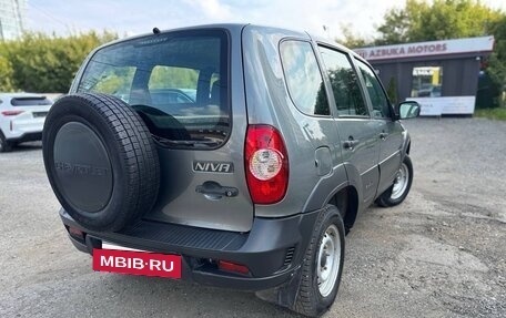 Chevrolet Niva I рестайлинг, 2019 год, 685 000 рублей, 6 фотография