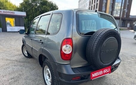 Chevrolet Niva I рестайлинг, 2019 год, 685 000 рублей, 5 фотография