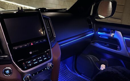 Toyota Land Cruiser 200, 2016 год, 5 950 000 рублей, 9 фотография
