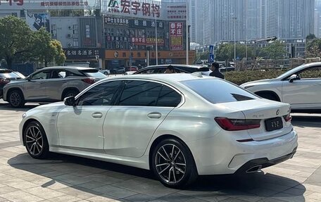 BMW 3 серия, 2021 год, 2 698 000 рублей, 7 фотография