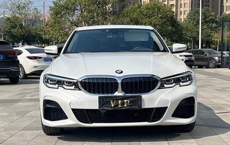 BMW 3 серия, 2021 год, 2 698 000 рублей, 2 фотография