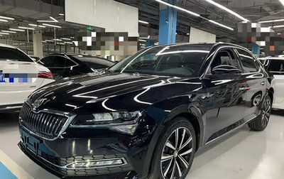 Skoda Superb, 2025 год, 2 300 000 рублей, 1 фотография