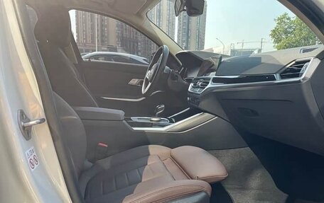 BMW 3 серия, 2021 год, 2 698 000 рублей, 16 фотография