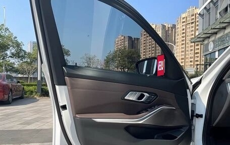 BMW 3 серия, 2021 год, 2 698 000 рублей, 23 фотография