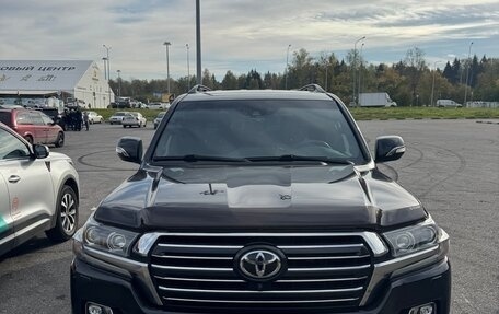 Toyota Land Cruiser 200, 2016 год, 6 300 000 рублей, 1 фотография