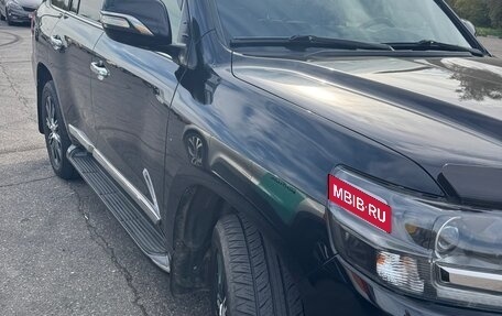 Toyota Land Cruiser 200, 2016 год, 6 300 000 рублей, 4 фотография