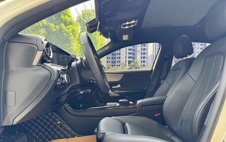 Mercedes-Benz A-Класс, 2021 год, 1 700 000 рублей, 8 фотография