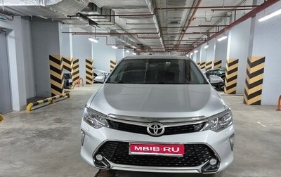 Toyota Camry, 2017 год, 2 490 000 рублей, 1 фотография