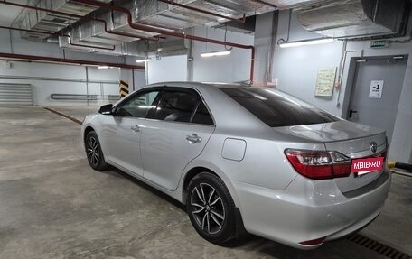 Toyota Camry, 2017 год, 2 490 000 рублей, 4 фотография