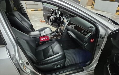 Toyota Camry, 2017 год, 2 490 000 рублей, 10 фотография