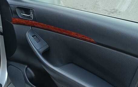 Toyota Avensis III рестайлинг, 2005 год, 800 000 рублей, 9 фотография