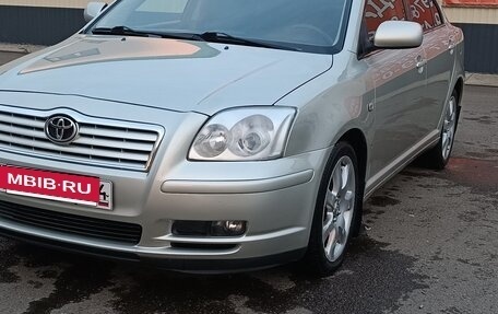 Toyota Avensis III рестайлинг, 2005 год, 800 000 рублей, 4 фотография