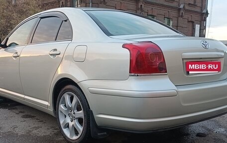 Toyota Avensis III рестайлинг, 2005 год, 800 000 рублей, 17 фотография