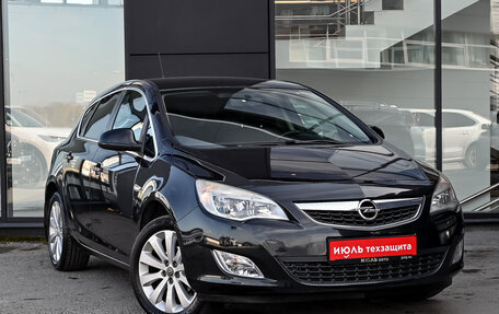 Opel Astra J, 2011 год, 770 000 рублей, 3 фотография
