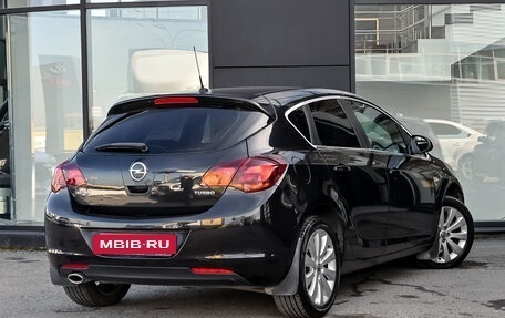 Opel Astra J, 2011 год, 770 000 рублей, 4 фотография