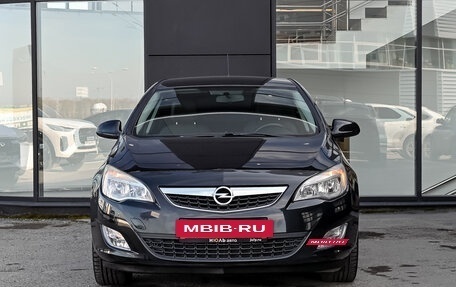 Opel Astra J, 2011 год, 770 000 рублей, 2 фотография