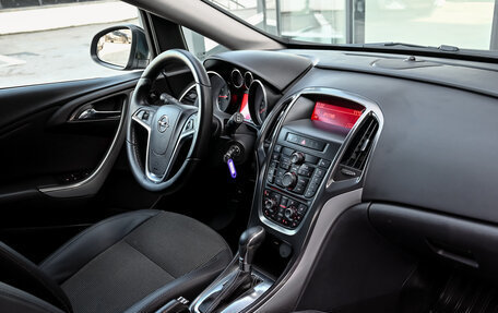 Opel Astra J, 2011 год, 770 000 рублей, 14 фотография
