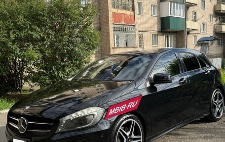 Mercedes-Benz A-Класс, 2013 год, 1 450 000 рублей, 2 фотография
