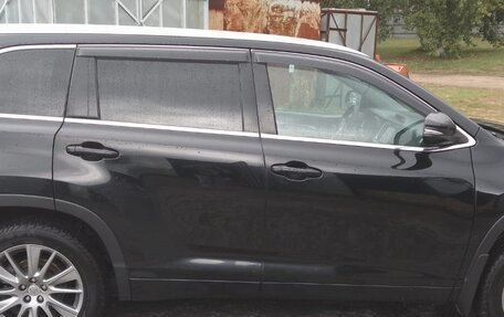 Toyota Highlander III, 2014 год, 2 300 000 рублей, 8 фотография