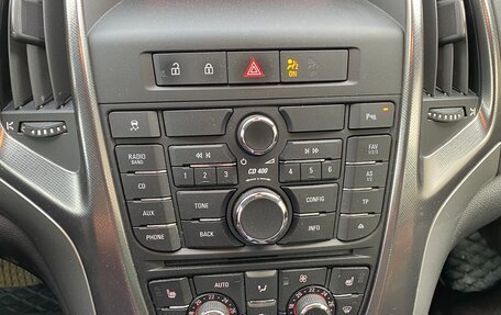 Opel Astra J, 2011 год, 750 000 рублей, 6 фотография