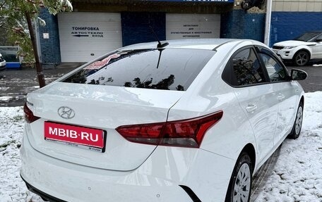 Hyundai Solaris II рестайлинг, 2021 год, 1 500 000 рублей, 1 фотография