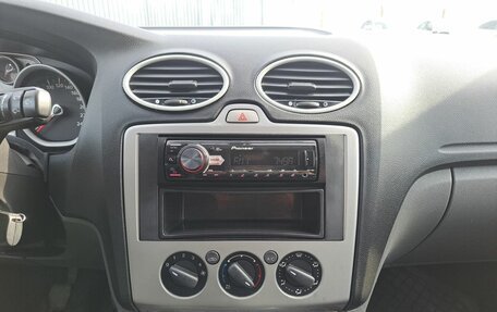 Ford Focus II рестайлинг, 2011 год, 599 000 рублей, 18 фотография