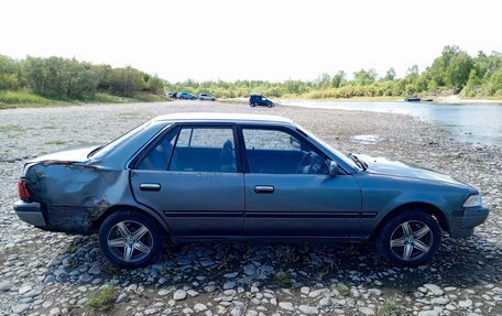Toyota Corona VIII (T170), 1991 год, 100 000 рублей, 9 фотография