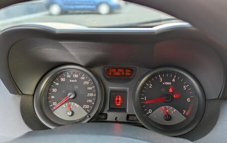 Renault Megane II, 2005 год, 299 000 рублей, 13 фотография