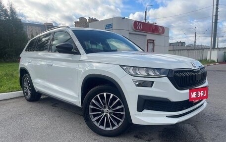 Skoda Kodiaq I, 2021 год, 3 290 000 рублей, 2 фотография