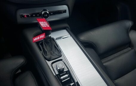 Volvo XC90 II рестайлинг, 2019 год, 3 900 000 рублей, 18 фотография