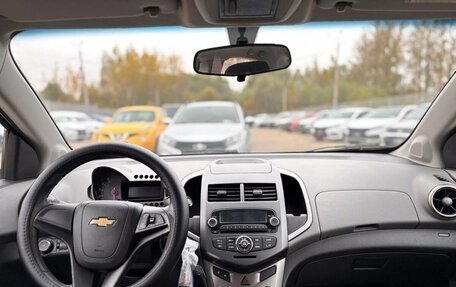 Chevrolet Aveo III, 2012 год, 555 000 рублей, 9 фотография