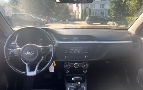 KIA Rio IV, 2021 год, 980 000 рублей, 6 фотография