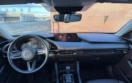 Mazda 3, 2021 год, 1 630 000 рублей, 8 фотография