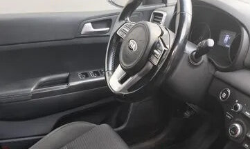 KIA Sportage IV рестайлинг, 2019 год, 2 550 000 рублей, 6 фотография
