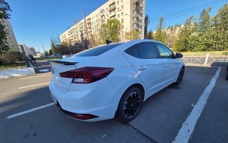 Hyundai Elantra VI рестайлинг, 2019 год, 1 250 000 рублей, 5 фотография