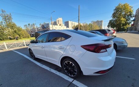 Hyundai Elantra VI рестайлинг, 2019 год, 1 250 000 рублей, 3 фотография