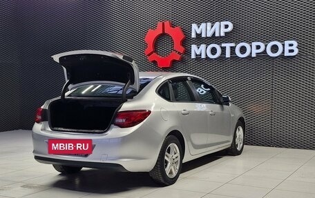 Opel Astra J, 2013 год, 690 000 рублей, 14 фотография