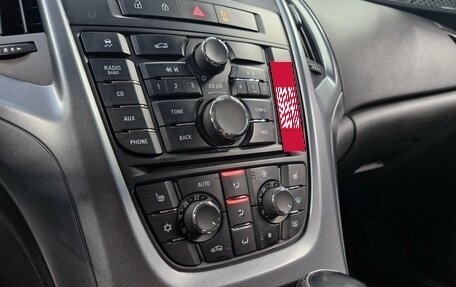 Opel Astra J, 2013 год, 690 000 рублей, 31 фотография