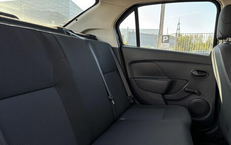 Renault Logan II, 2015 год, 621 000 рублей, 10 фотография