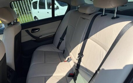 BMW 3 серия, 2009 год, 902 500 рублей, 11 фотография