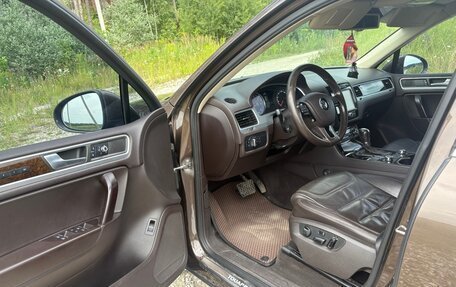 Volkswagen Touareg III, 2012 год, 1 850 000 рублей, 6 фотография
