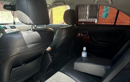 Toyota Camry, 2008 год, 1 050 000 рублей, 10 фотография