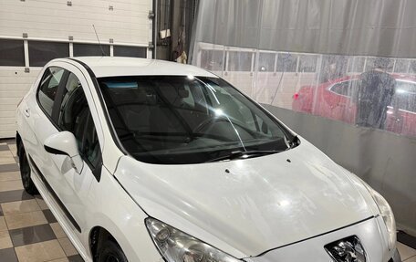 Peugeot 308 II, 2011 год, 370 000 рублей, 2 фотография