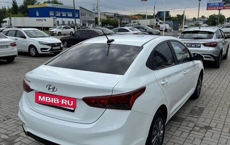 Hyundai Solaris II рестайлинг, 2018 год, 1 200 000 рублей, 5 фотография