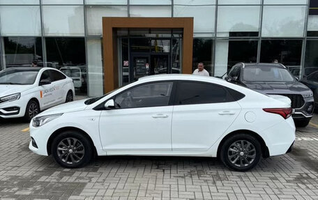 Hyundai Solaris II рестайлинг, 2018 год, 1 200 000 рублей, 8 фотография