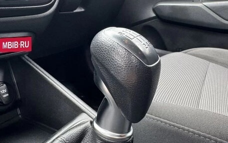 Hyundai Solaris II рестайлинг, 2018 год, 1 200 000 рублей, 16 фотография