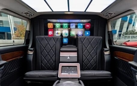 Mercedes-Benz V-Класс, 2022 год, 13 990 000 рублей, 1 фотография