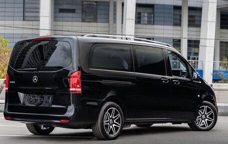 Mercedes-Benz V-Класс, 2022 год, 13 990 000 рублей, 4 фотография