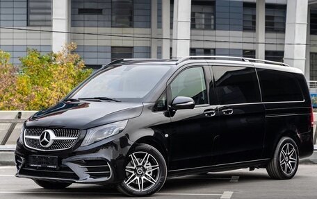 Mercedes-Benz V-Класс, 2022 год, 13 990 000 рублей, 2 фотография