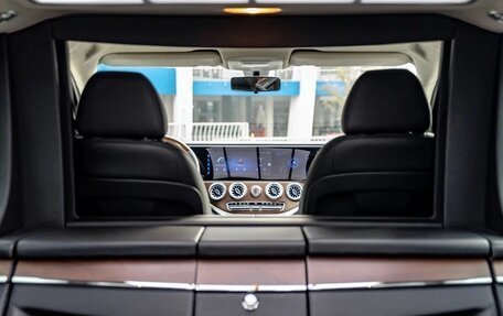 Mercedes-Benz V-Класс, 2022 год, 13 990 000 рублей, 21 фотография